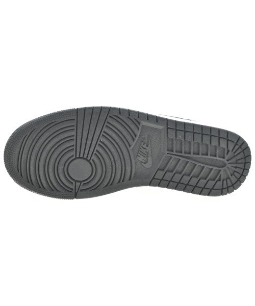 NIKE รองเท้าผ้าใบ