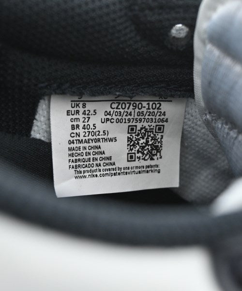 NIKE รองเท้าผ้าใบ