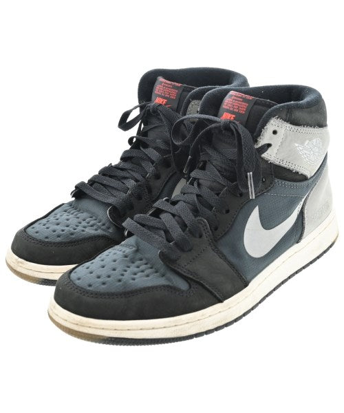 NIKE รองเท้าผ้าใบ