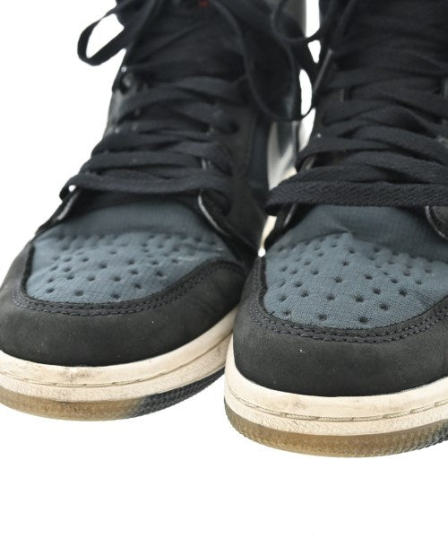 NIKE รองเท้าผ้าใบ