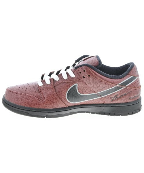 NIKE รองเท้าผ้าใบ