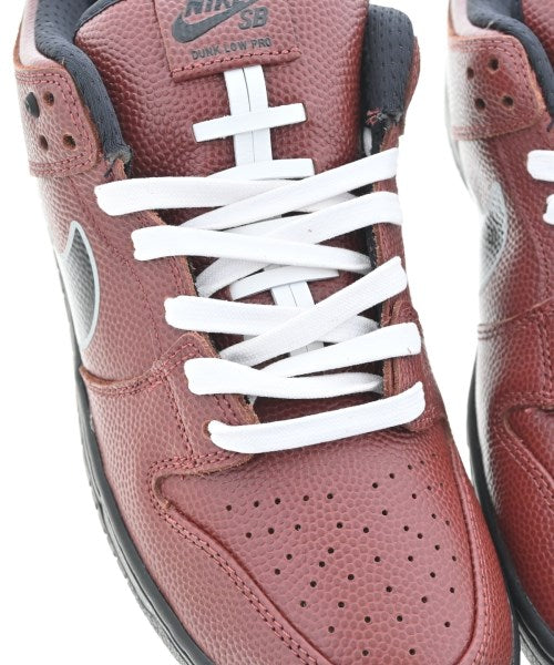 NIKE รองเท้าผ้าใบ