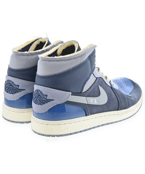 NIKE รองเท้าผ้าใบ