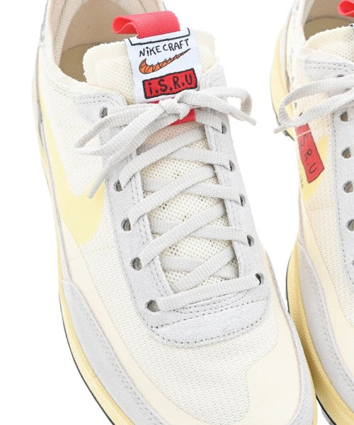 NIKE รองเท้าผ้าใบ