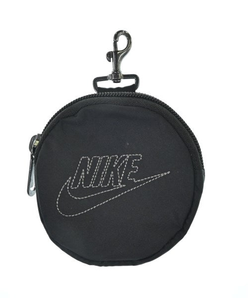 NIKE กระเป๋าถือขนาดใหญ่