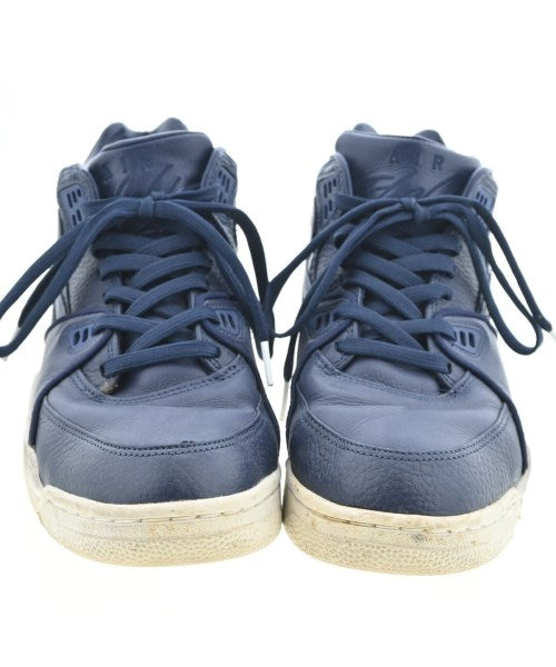 NIKE รองเท้าผ้าใบ