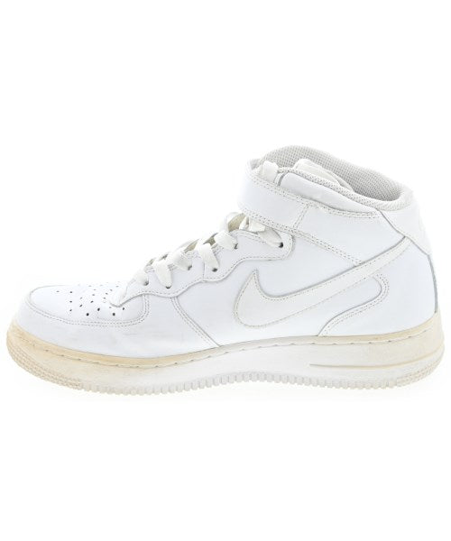 NIKE รองเท้าผ้าใบ