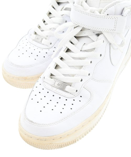 NIKE รองเท้าผ้าใบ