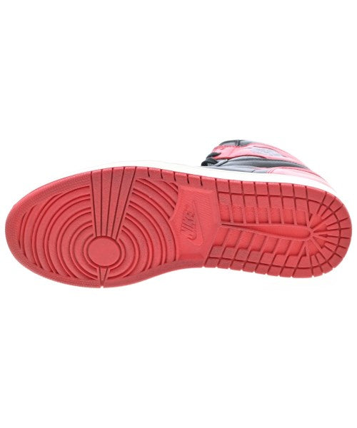 NIKE รองเท้าผ้าใบ