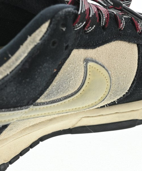 NIKE รองเท้าผ้าใบ