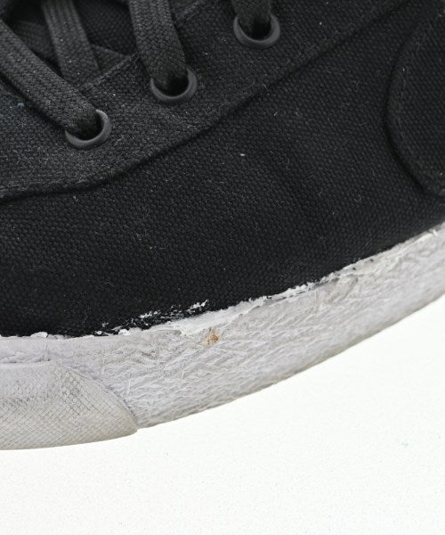 NIKE รองเท้าผ้าใบ