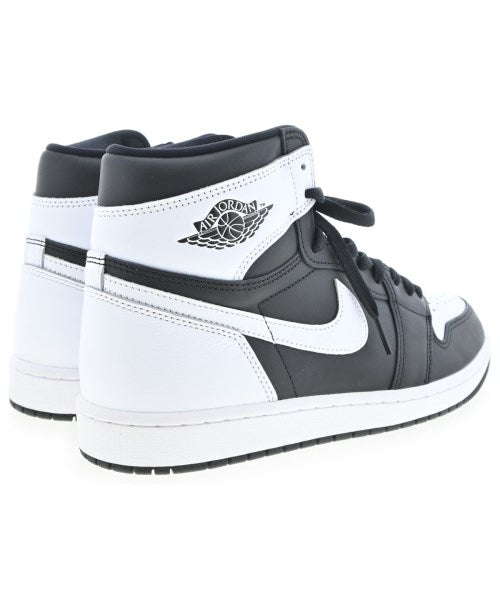 NIKE รองเท้าผ้าใบ