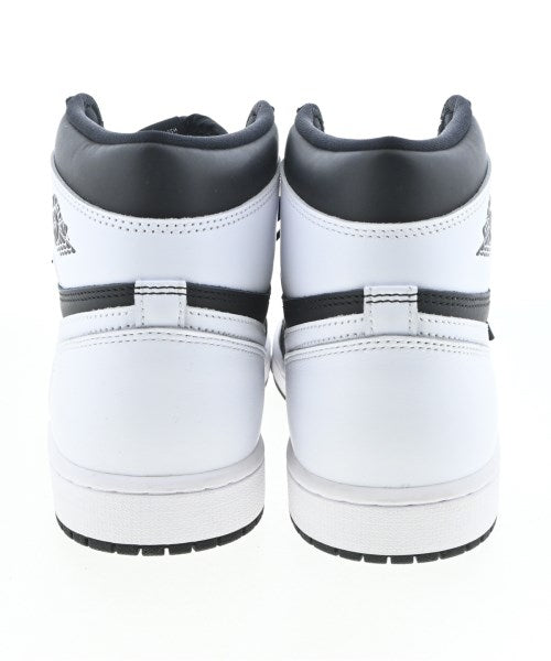NIKE รองเท้าผ้าใบ
