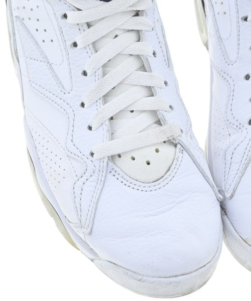 NIKE รองเท้าผ้าใบ