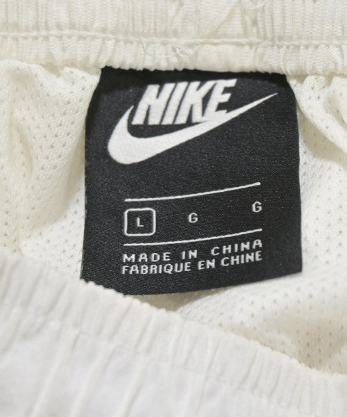 NIKE กางเกงขาสั้น