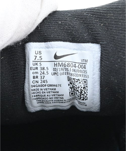 NIKE รองเท้าผ้าใบ