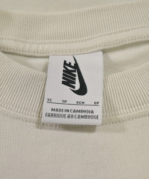 NIKE เสื้อยืด/เสื้อท็อปส์