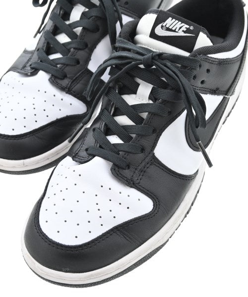 NIKE รองเท้าผ้าใบ