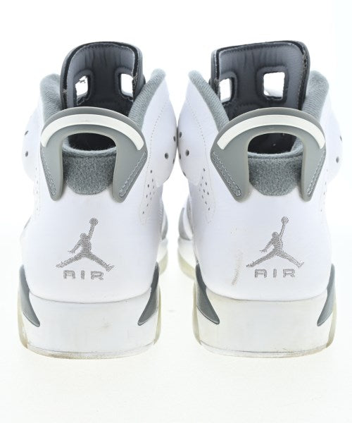 NIKE รองเท้าผ้าใบ