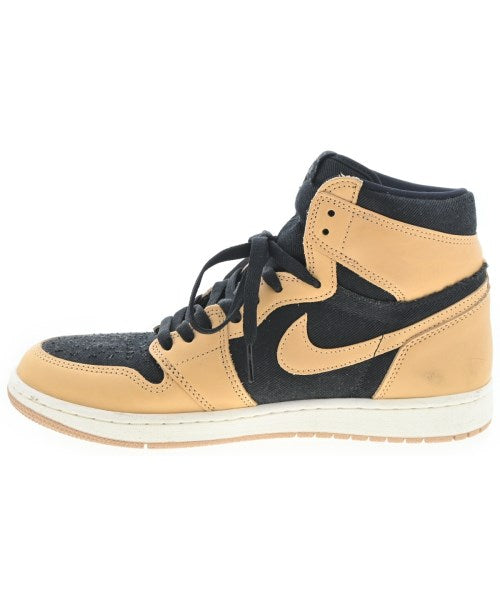 NIKE รองเท้าผ้าใบ
