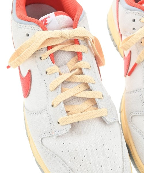 NIKE รองเท้าผ้าใบ