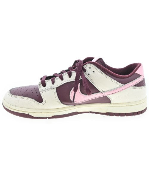 NIKE รองเท้าผ้าใบ