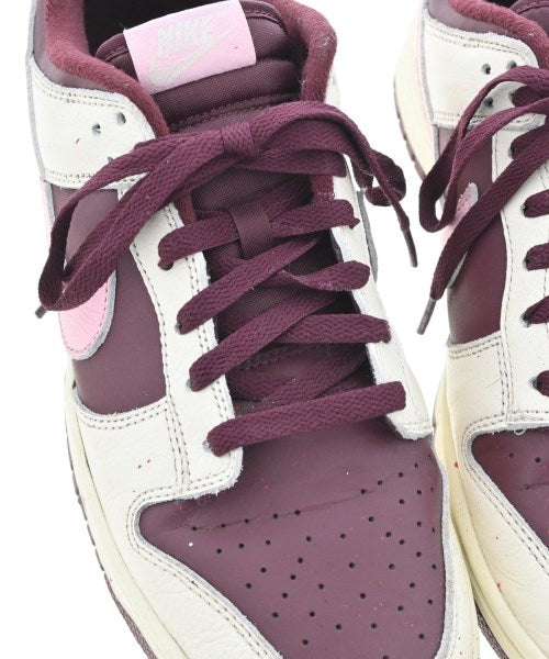 NIKE รองเท้าผ้าใบ