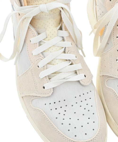 NIKE รองเท้าผ้าใบ