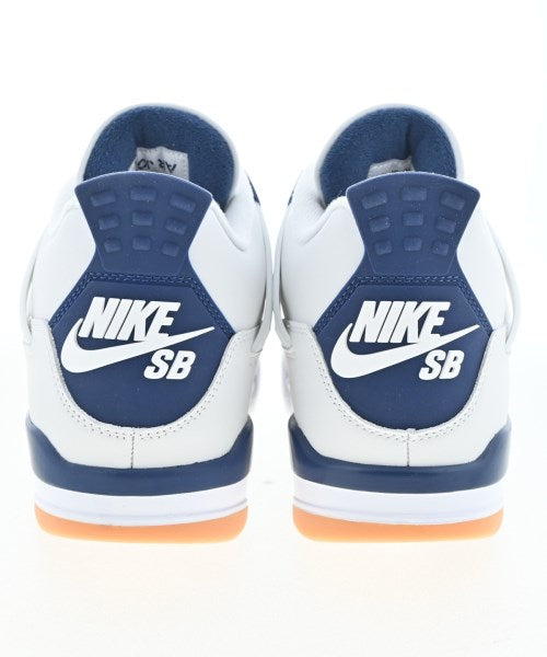 NIKE รองเท้าผ้าใบ