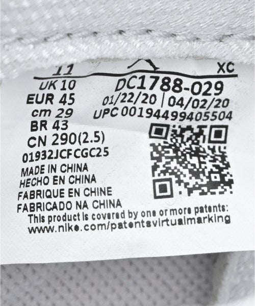 NIKE รองเท้าผ้าใบ