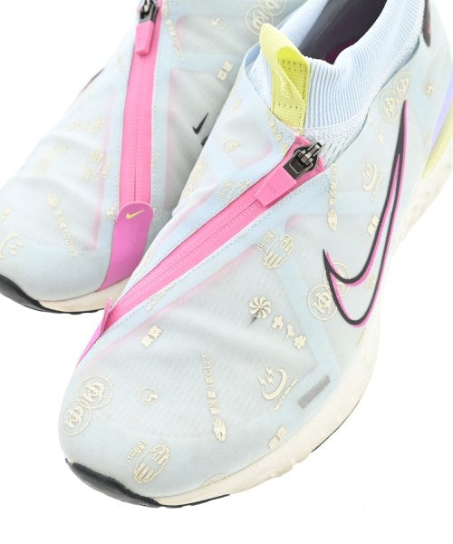 NIKE รองเท้าผ้าใบ