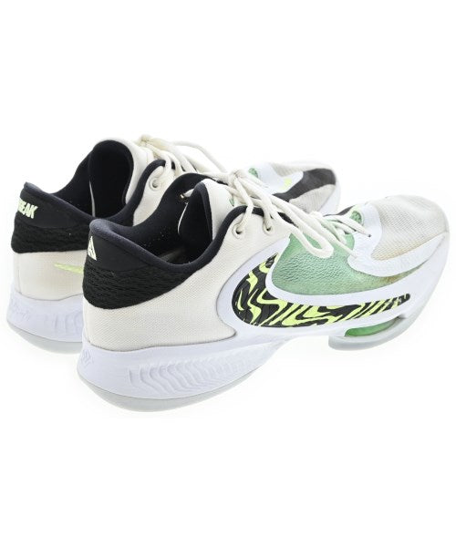 NIKE รองเท้าผ้าใบ