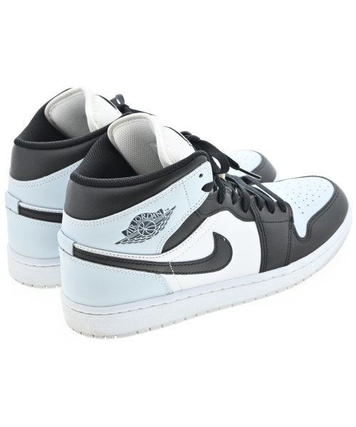 NIKE รองเท้าผ้าใบ