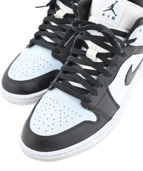 NIKE รองเท้าผ้าใบ