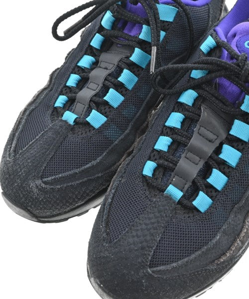 NIKE รองเท้าผ้าใบ