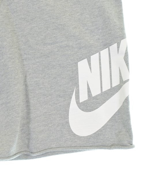 NIKE กางเกงขาสั้น
