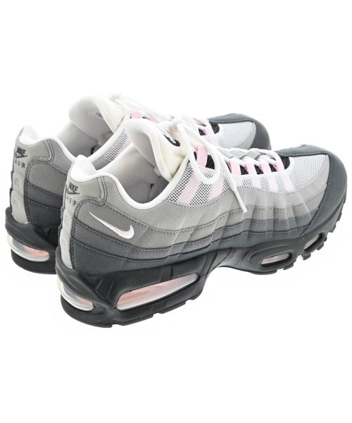 NIKE รองเท้าผ้าใบ