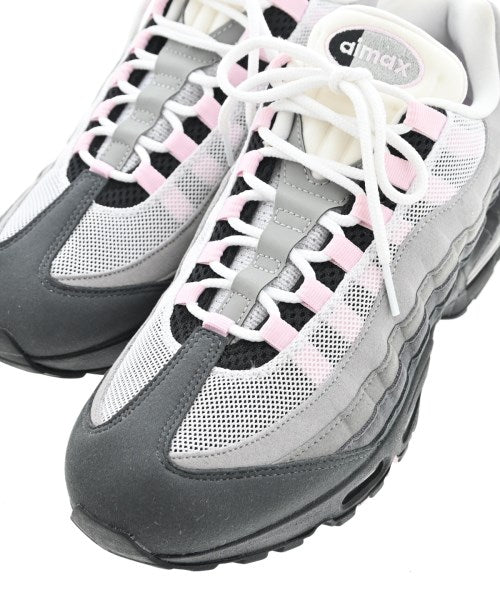 NIKE รองเท้าผ้าใบ