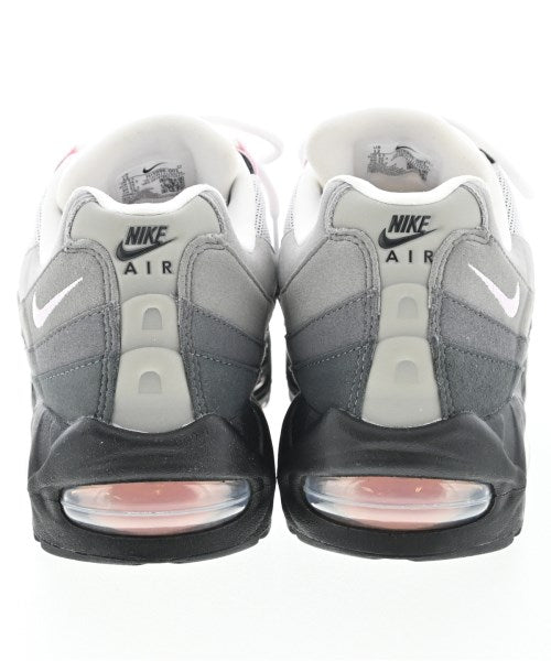 NIKE รองเท้าผ้าใบ