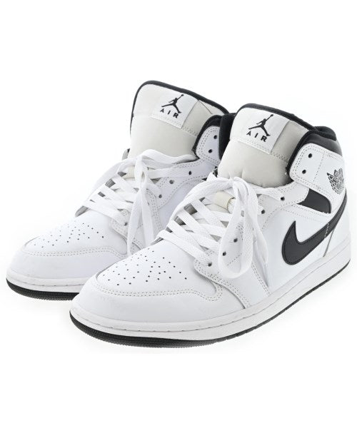 NIKE รองเท้าผ้าใบ