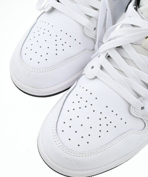 NIKE รองเท้าผ้าใบ