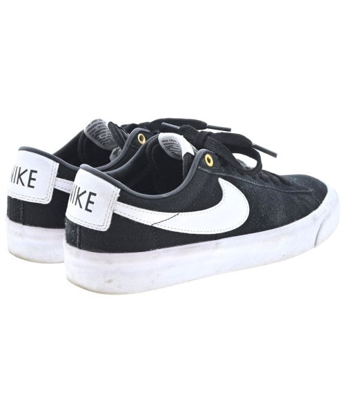 NIKE รองเท้าผ้าใบ