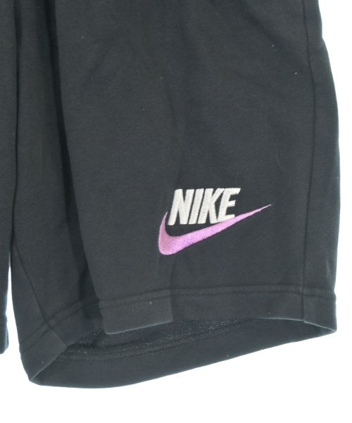 NIKE กางเกงขาสั้น