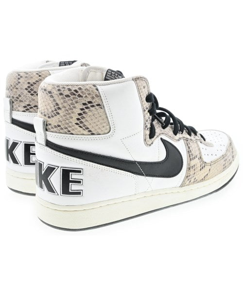 NIKE รองเท้าผ้าใบ
