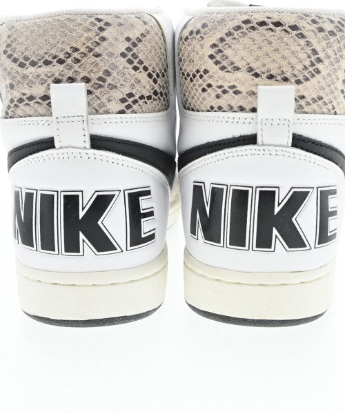 NIKE รองเท้าผ้าใบ