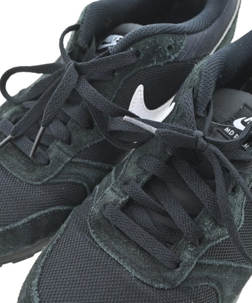NIKE รองเท้าผ้าใบ