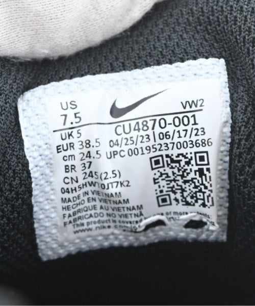 NIKE รองเท้าผ้าใบ