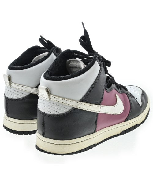 NIKE รองเท้าผ้าใบ