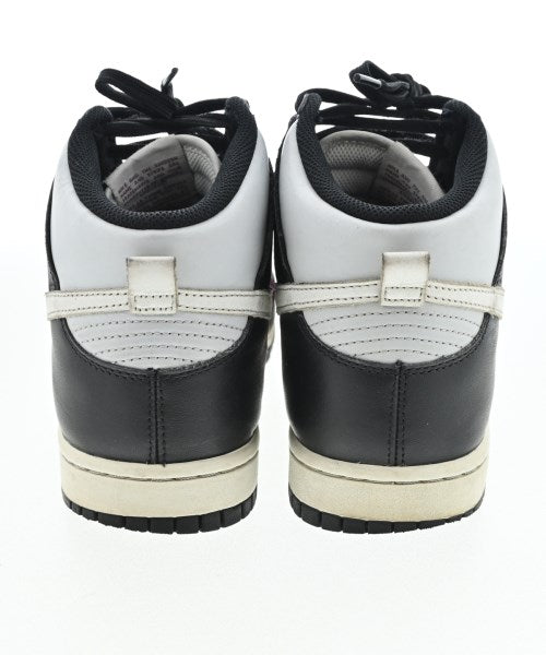 NIKE รองเท้าผ้าใบ