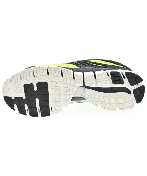 NIKE รองเท้าผ้าใบ
